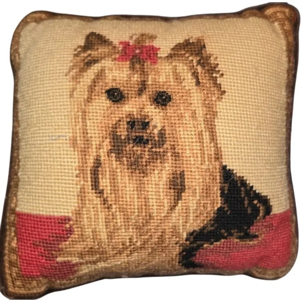 Needlepoint‎ Throw Pillow Yorkshire Terrier 9” X 8” Brown Back Handmade